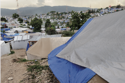 picture of tents after haiti earthquake 2011